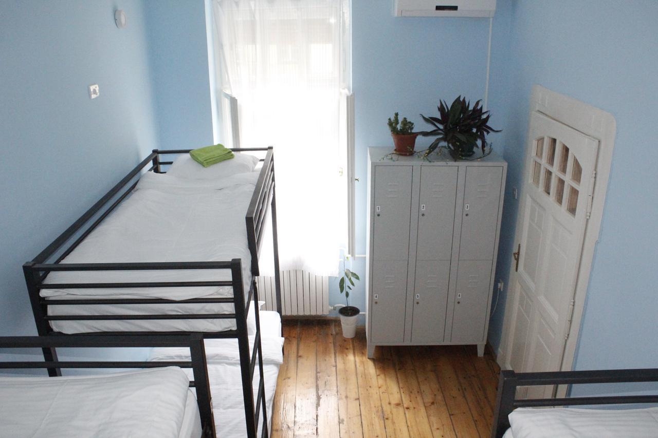 Hostel Nomad Novi Sad Exterior photo